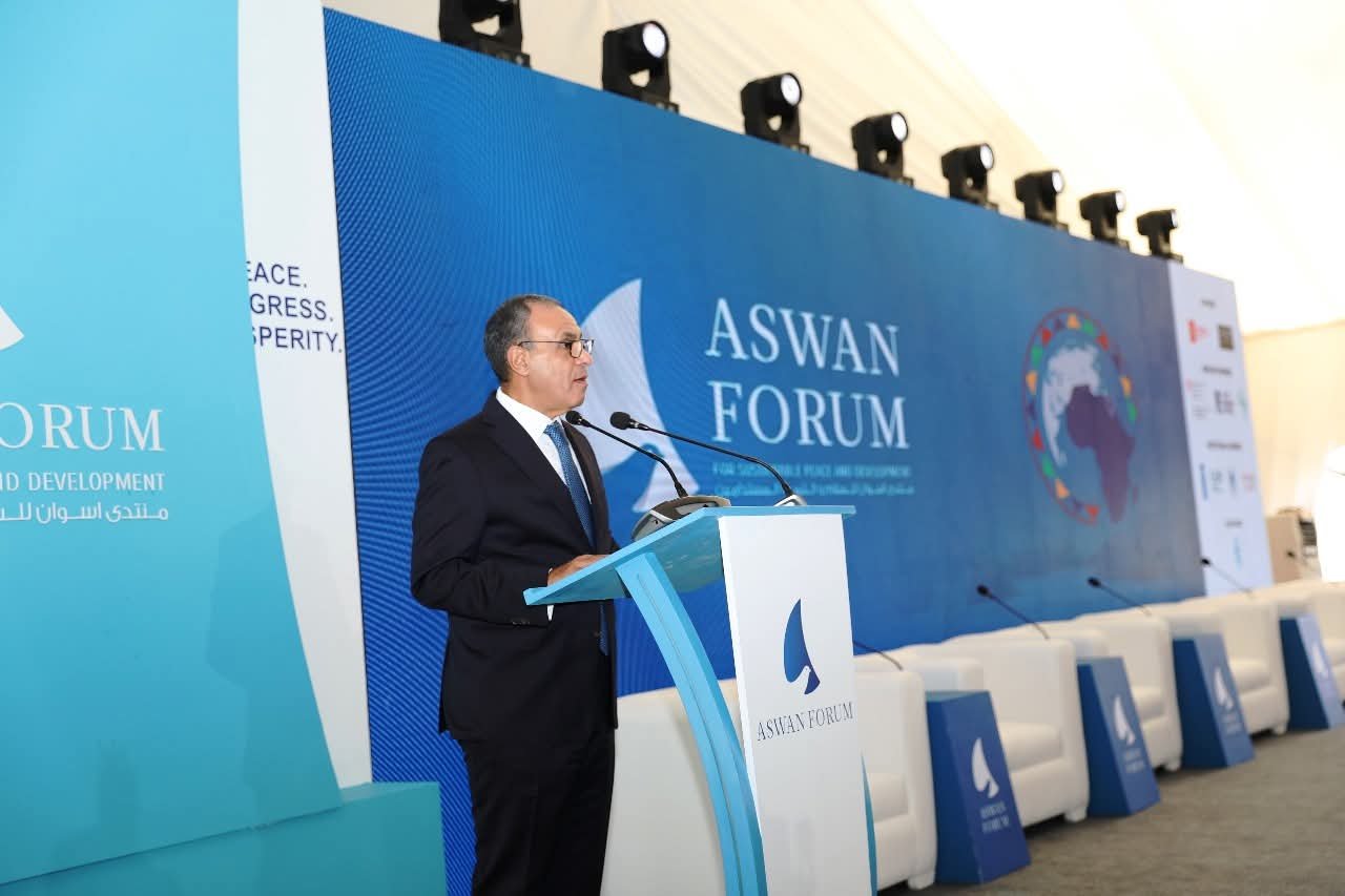 وزير الخارجية يشارك في جلسة حول جهود تحقيق السلام والتنمية في السودان خلال منتدى أسوان