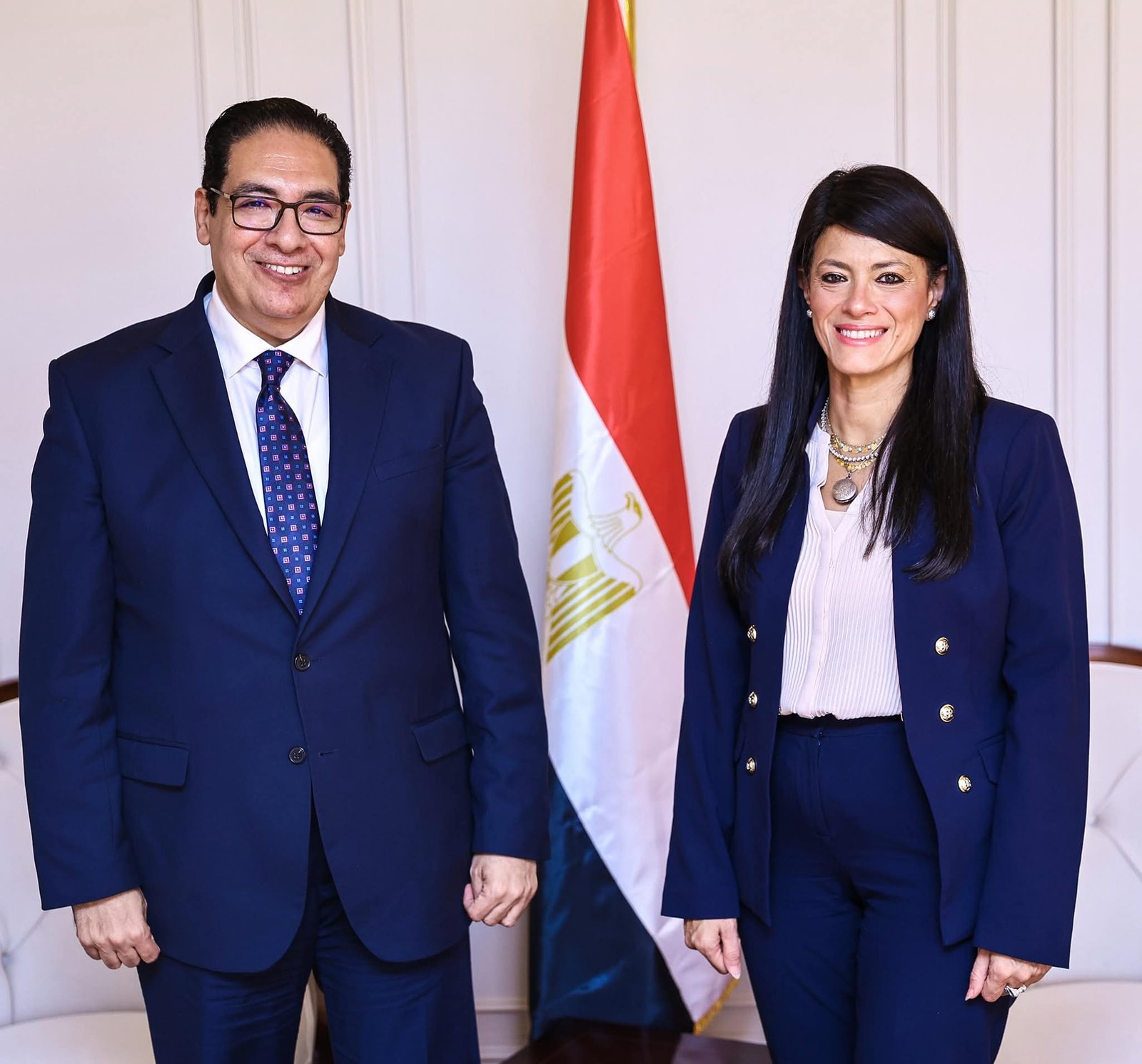 وزيرة التخطيط والتنمية تبحث مع رئيس جامعة القاهرة تعزيز التعاون المشترك وتستعرض «السردية الوطنية للتنمية الاقتصادية»