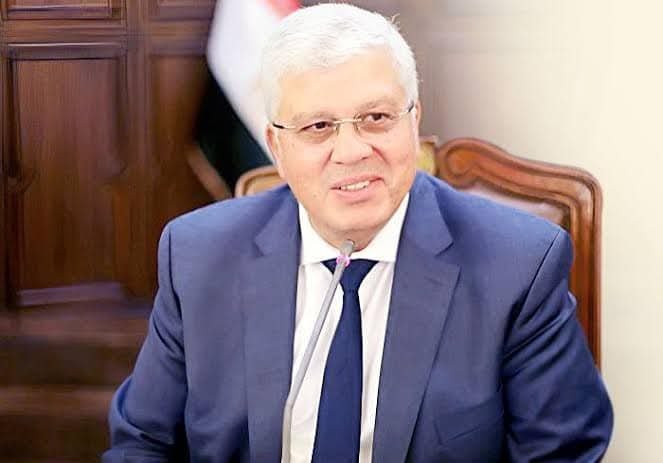 وزير التعليم العالي والبحث العلمي يهنئ جامعة المنصورة بمناسبة اكتشاف عالمي جديد في مجال الحفريات الفقارية