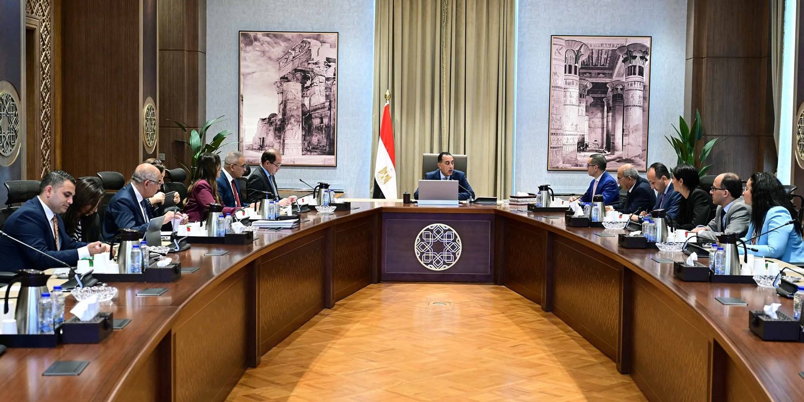 رئيس الوزراء يستعرض الفرص الاستثمارية المُقرر طرحها خلال المرحلة المقبلة وملفات التعاون مع الدول العربية الشقيقة