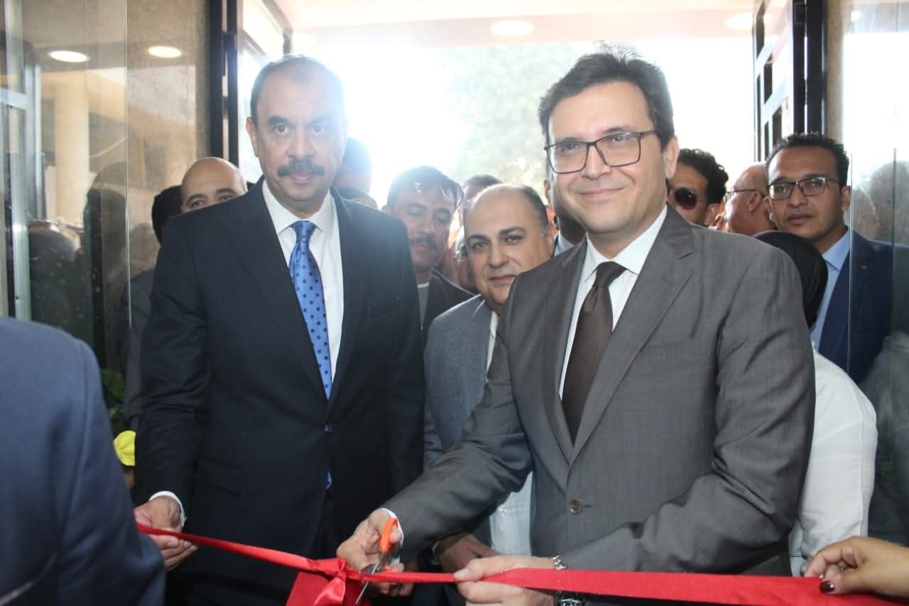 وزير الثقافة ومحافظ سوهاج يفتتحان قصر ثقافة الطفل بسوهاج بعد تطويره ورفع كفاءته