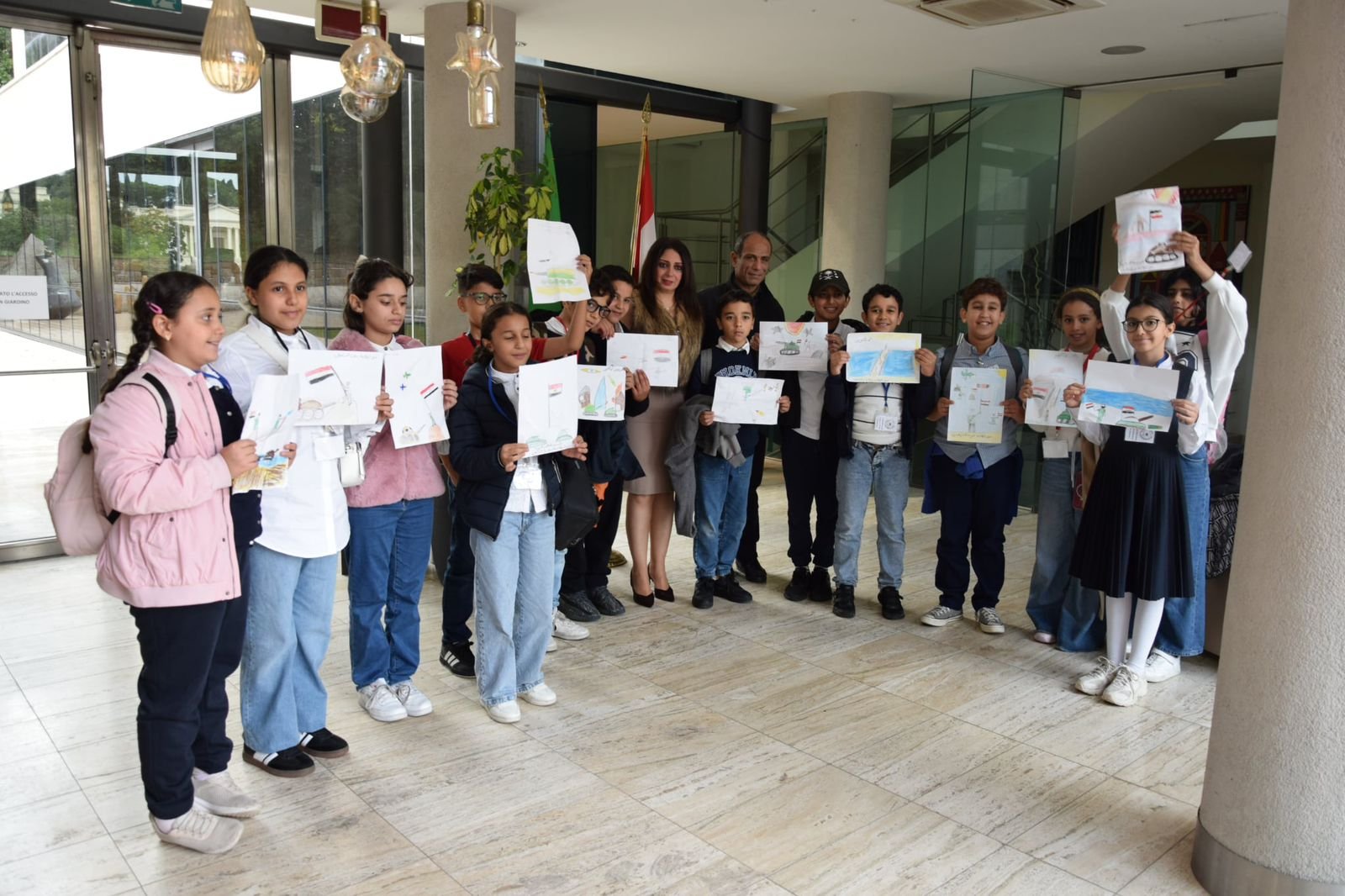 وطنى الاكبر غناء الأطفال المصريين والعرب بالأكاديمية بروما