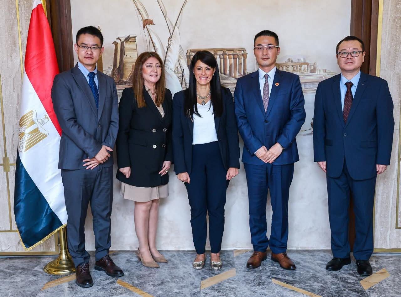 وزيرة التخطيط والتنمية الاقتصادية تبحث مع «هواوي مصر» التوسع في الاستثمارات وتعزيز التحول الرقمي