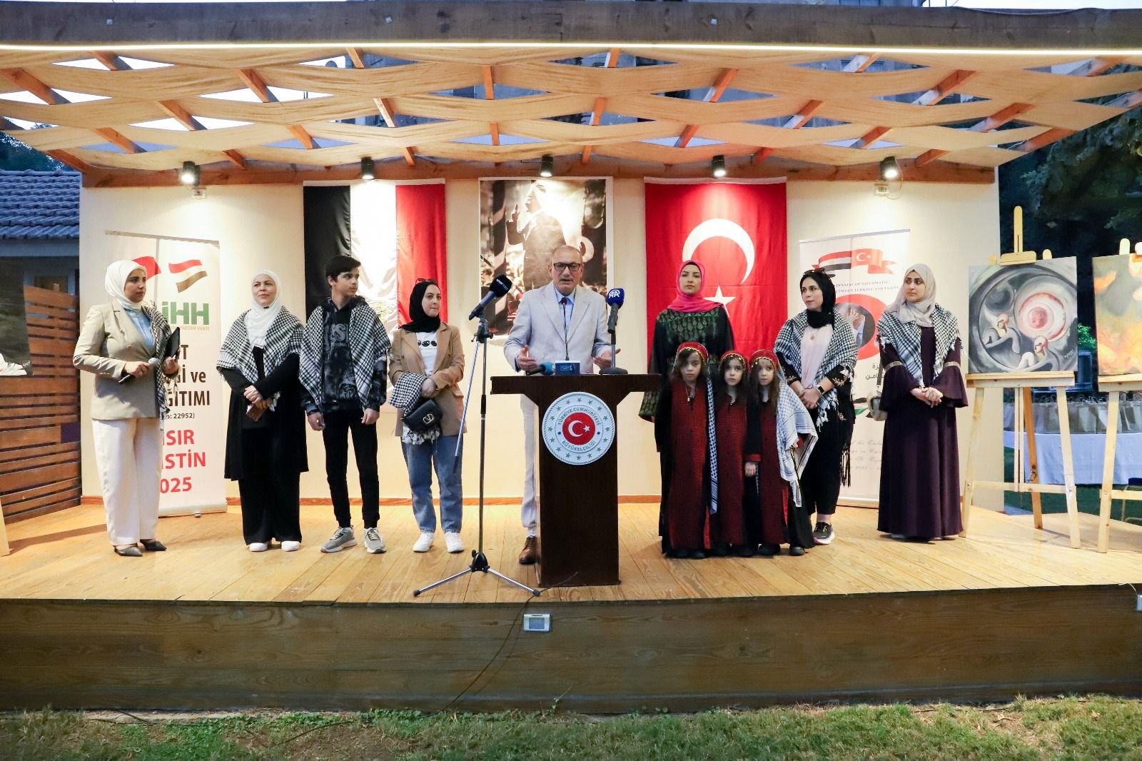 “تحيا غزة” فعالية تضامن في سفارة تركيا بالقاهرة: دعم لـ 170 عائلة من غزة