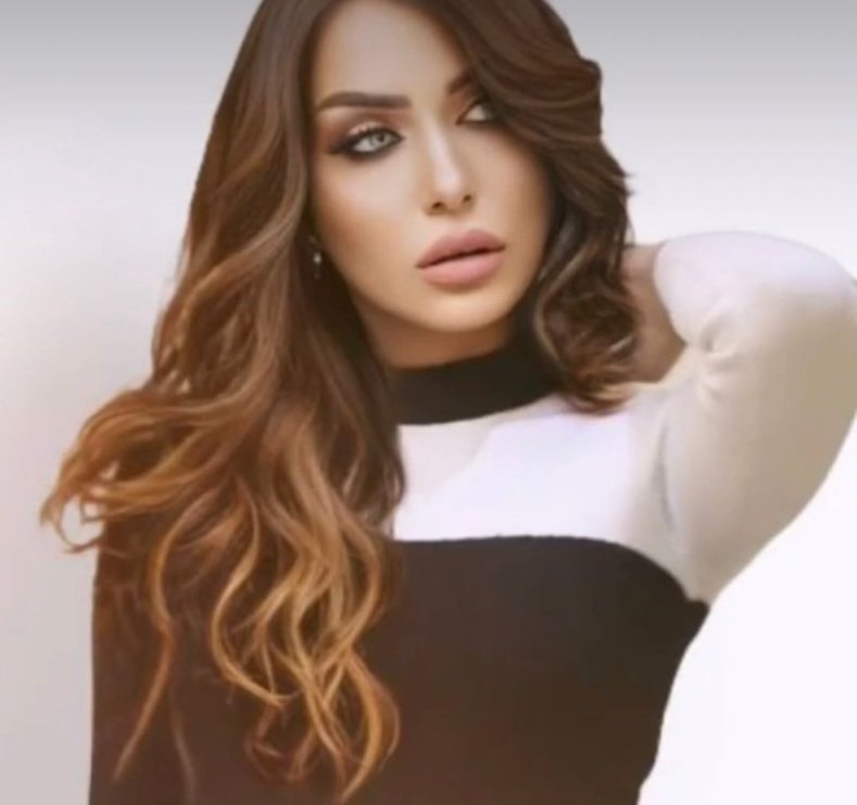 الأنوثة كقوة ناعمة.. قراءة في حضور تمارا الحربي