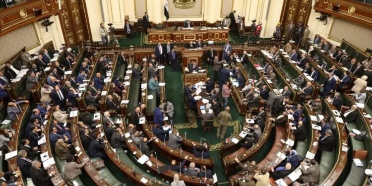 بعيداًعن السياسة..آيات مصطفى تكتب:الإنتخابات البرلمانية والوعي السياسي