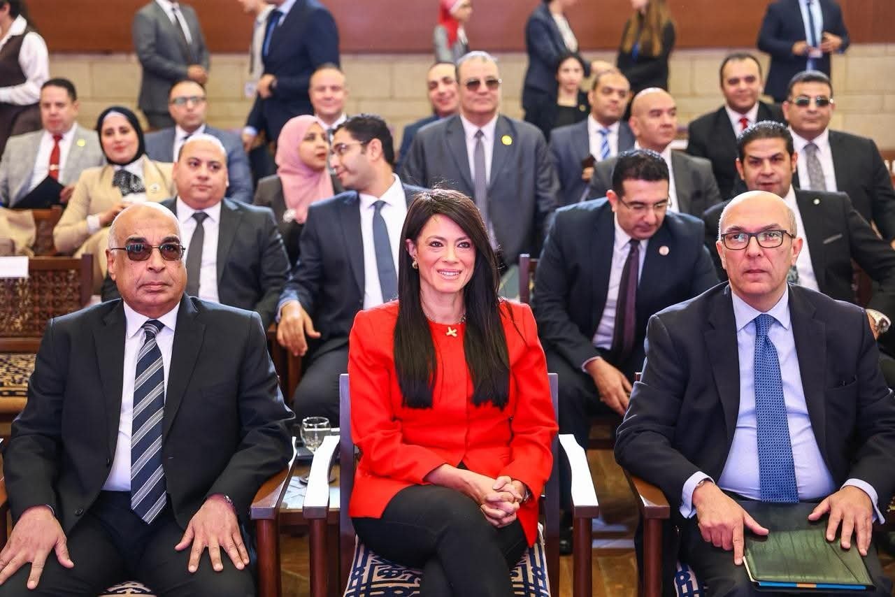 وزيرا «التخطيط والتنمية الاقتصادية والتعاون الدولي» و«العدل» يشهدان تكريم القاضيات والقضاة خريجي البرنامج التدريبي