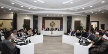 محافظ أسوان: يعطى تعليماته للإسراع بمعدلات تنفيذ الخطة الإستثمارية للعام الحالى