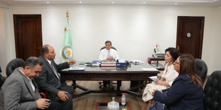 وزير الزراعة يطلق شراكة موسعة مع المجتمع المدني لمكافحة انتشار كلاب الشوارع وتعزيز برامج التعقيم والتحصين