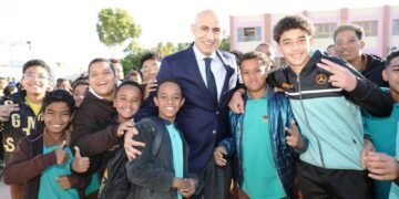 وزير التربية والتعليم ومحافظ أسوان يتابعان سير العملية التعليمية بمدرسة الشهيد عمرو فريد المتميزة للغات