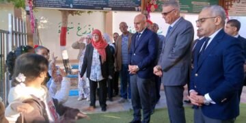 بالصور..وزير التربية والتعليم ومحافظ أسوان يتابعان سير العملية التعليمية بمدرسة الشهيد عمرو فريد المتميزة للغات