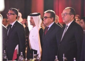 نيابة عن رئيس مجلس الوزراء..- وزير الصحة يشهد احتفالية العيد الوطني لدولة قطر الشقيقة