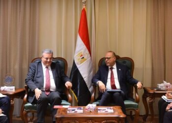 وزير العمل يبحث مع وفد تركي تفعيل الخطة التنفيذية للتعاون المشترك في مجالات التشغيل والتفتيش ومعلومات سوق العمل