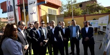 في بداية جولته بمشروعات المبادرة الرئاسية “حياة كريمة” بقرى مركز الصف بالجيزة:رئيس الوزراء يتفقد محطة رفع “الفهميين” للصرف الصحي