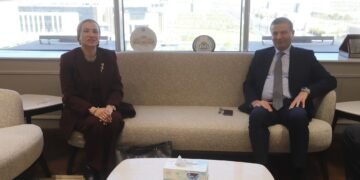 وزير الزراعة يستقبل الأمين التنفيذي لاتفاقية الأمم المتحدة لمكافحة التصحر