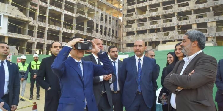 وزير الاستثمار والتجارة الخارجية يتفقد مشروع تطوير مبني وزارة الداخلية ب ” لاظوغلي