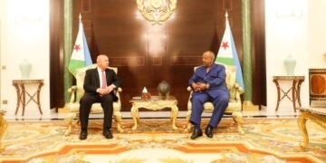 رئيس جمهورية جيبوتي يستقبل وزير الصناعة والنقل وممثلي وفد شركات القطاع العام والخاص المصري