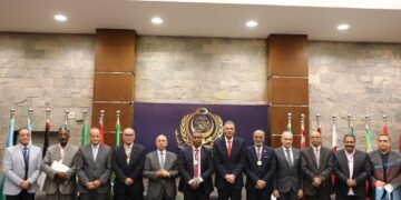 محافظ أسوان يكرم الطلاب الفائزين بالمعرض المحلى للعلوم والهندسة ( إيسف 2026 ) والمؤهلين للمنافسة على مستوى الجمهورية