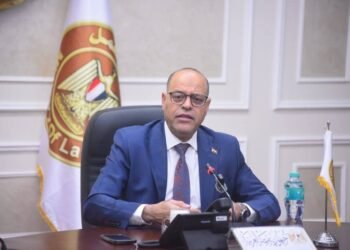 وزير العمل يصدر قرارًا وزاريًا رقم (346) لسنة 2025 بشأن تحديد الإجازات الدينية للإخوة المسيحيين