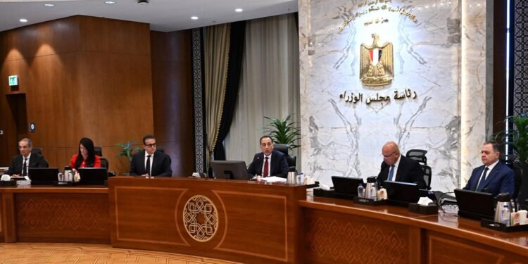رئيس الوزراء يترأس الاجتماع الأسبوعي للحكومة بالعاصمة الجديدة