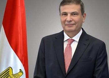 وزير الزراعة يقرر رفع سن المتقدمين لمسابقة التعاقد مع الأطباء البيطريين الجدد إلى 35 عاماً