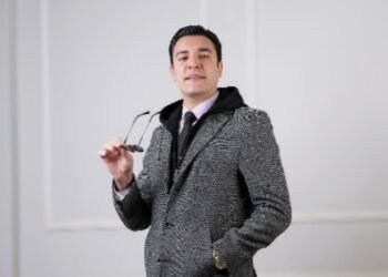 خالد سعيد عبدالعال المحامي “الي جاب التايهة” يواصل فتح الحلول و الاسرار