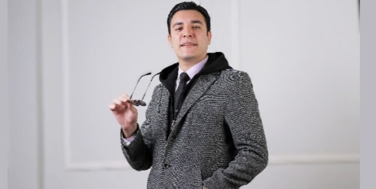 خالد سعيد عبدالعال المحامي “الي جاب التايهة” يواصل فتح الحلول و الاسرار