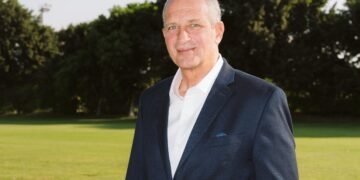 ياسر الفرنواني يعلن قائمتة النهائية لإنتخابات نادي الجزيرة 2025