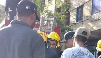 البحث عن أخر جثة مفقودة لسيدة أسفل ركام عقار إمبابة المنهار