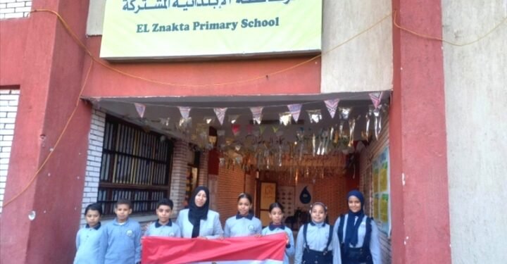 “التعليم الرقمي” يضيء مدارس الأقصر