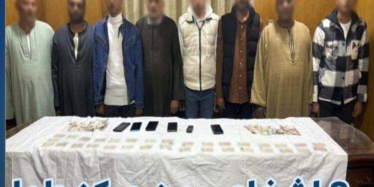 ضبط 8 اشخاص من مركز طما التابعة الدائرة الرابعة. وبحوزتهم مبالغ مالية تمهيداً لتوزيعها على المواطنين