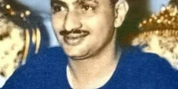 محافظ سوهاج يتابع بدء رصف طريق ” محمد صديق المنشاوي ” بطول 6 كيلو متر بالمنشاة