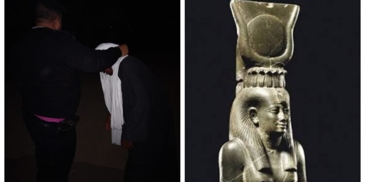 ضبط تمثال أثري فرعوني بحوزة مهربين على الطريق الزراعي بالمنيا