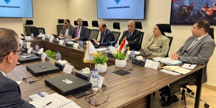التأمين الصحي الشامل يعقد اجتماعه المئوي ويقر حزمة قرارات تنظيمية ومالية وفنية