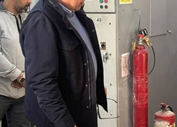 وزير الكهرباء والطاقة المتجددة يتفقد مركز خدمة المواطنين، ومحطة المحولات، بمدينة بورفؤاد ببورسعيد