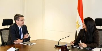 وزيرة التخطيط والتنمية الاقتصادية والتعاون الدولي تبحث مع المدير الإقليمي للبنك الدولي تعظيم أدوات التمويل المبتكر والتوسع في الضمانات الاستثمارية والأدوات الموجّهة للقطاع الخاص