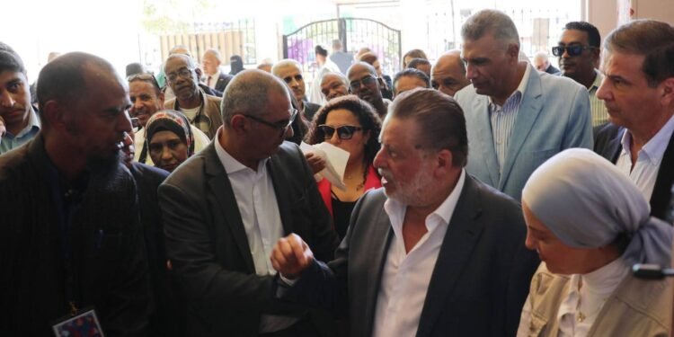 محافظ البنك المركزى المصرى ووزير الزراعة ومحافظ أسوان يطلعون على جهود تعزيز الشمول المالى وتدريب السيدات اليدوي