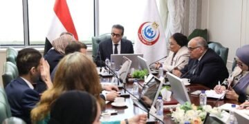 وزير الصحة يبحث مع الجهاز المصري للملكية الفكرية آليات التعاون لتعزيز الابتكار في الصناعات الطبية