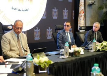 وزير الاستثمار والتجارة الخارجية يلتقي أعضاء اتحاد المستثمرين ويستعرض الرؤى والمقترحات الرامية لتعزيز الاستثمار المحلي