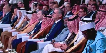 وزير البترول والثروة المعدنية يشارك في افتتاح مؤتمر التعدين الدولي بالرياض