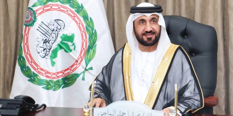 رئيس البرلمان العربي يهنئ المستشار هشام بدوي