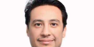 إنجاز أكاديمي دولي.. «هارفارد» تمنح كتاب المستشار الدكتور أحمد عوضين بطاقة فهرسة عالمية وتدرجه ضمن مقتنياتها الأساسية