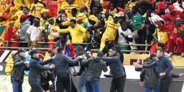 رئيس الاتحاد الدولي لكرة القدم يطالب بتوقيع عقوبات رادعة ضد السنغال