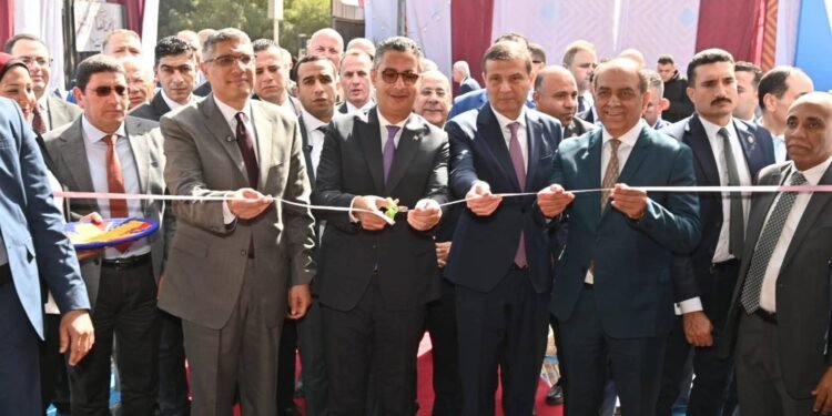 وزيرا التموين والزراعة ومحافظ الجيزة يفتتحون ٢٥ معرض وشادر “أهلا رمضان” بالجيزة عبر الفيديو كونفرانس