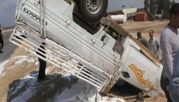 إصابة 5 أشخاص إثر حادث انقلاب سيارة ربع نقل في الشرقية