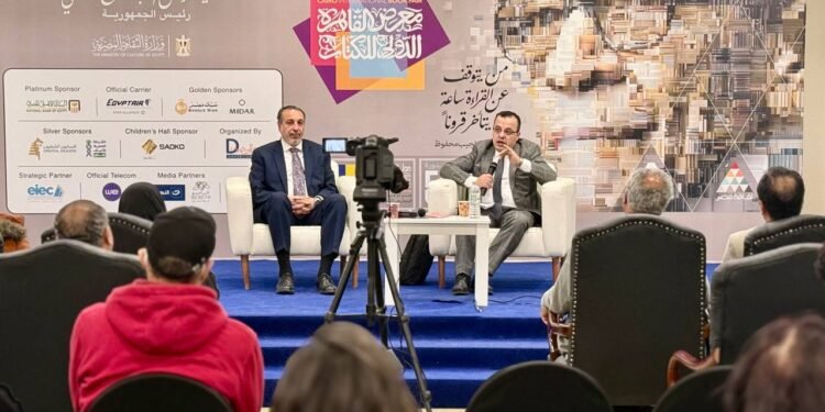 نجيب محفوظ ومكسيم جوركي.. جسور الأدب بين مصر وروسيا