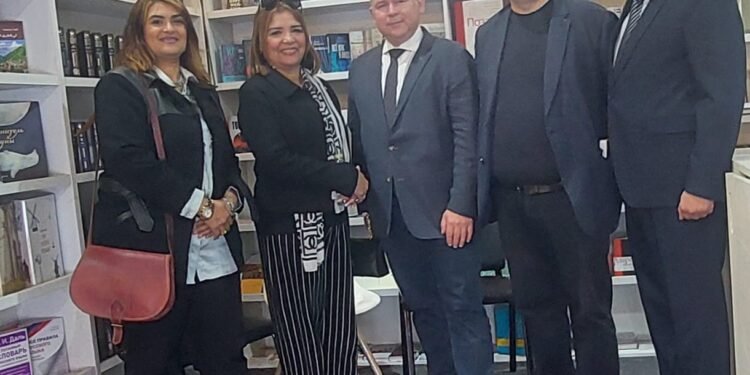 مدير البيت الروسي: سعيد بنتائج المشاركة بمعرض الكتاب