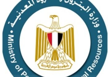 بئر جديدة تبدأ إنتاج الزيت الخام من حقل بلاعيم البحري بمنطقة سيناء