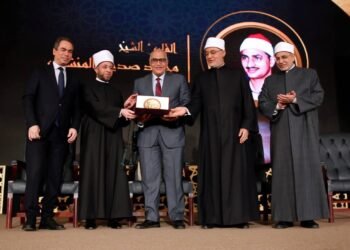 تكريم عائلات كبار القراء بحضور وزير الأوقاف ومفتي الجمهوريةالوطنية للإعلام تحتفل بالعيد 62 لإذاعة القرآن الكريم