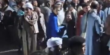 صرخة من قلب الصعيد .. أهالي “أولاد سلامة” بالمنشاة يرفعون راية الاستغاثة: “نحن نموت من أجل أسطوانة الغاز